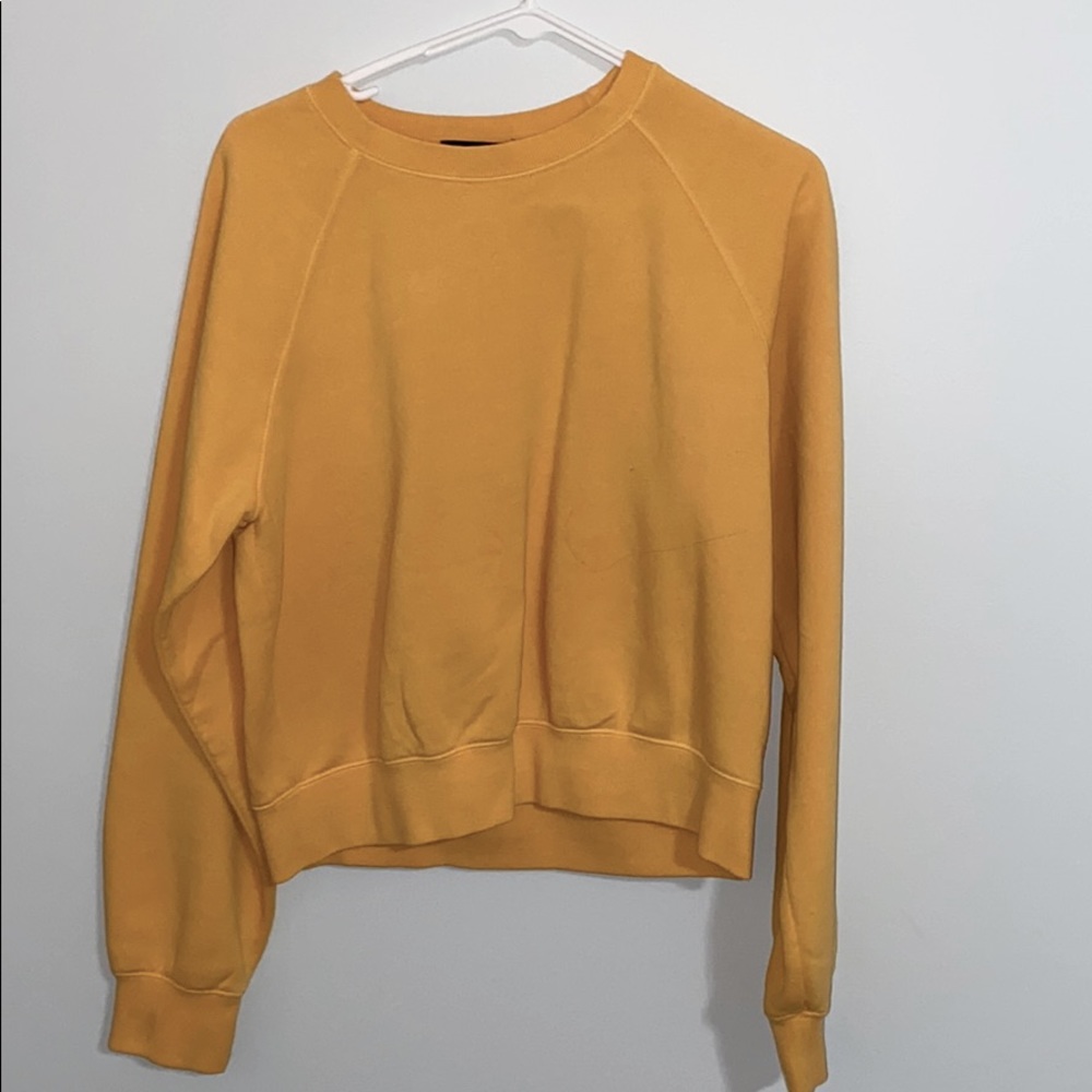 Yellow cropped crew neck sweatshirt
